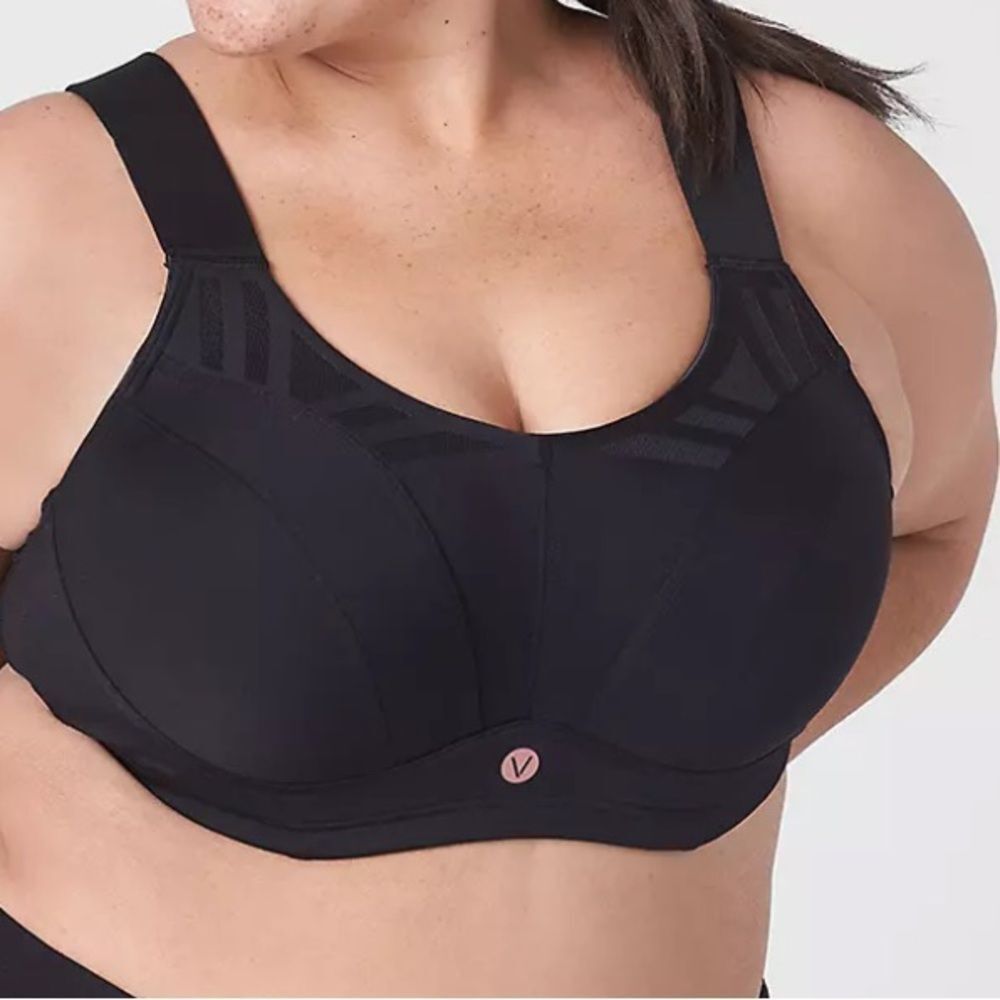 NWT LIVI Active Black Max Support Wicking Underwire Sports Bra 46DD